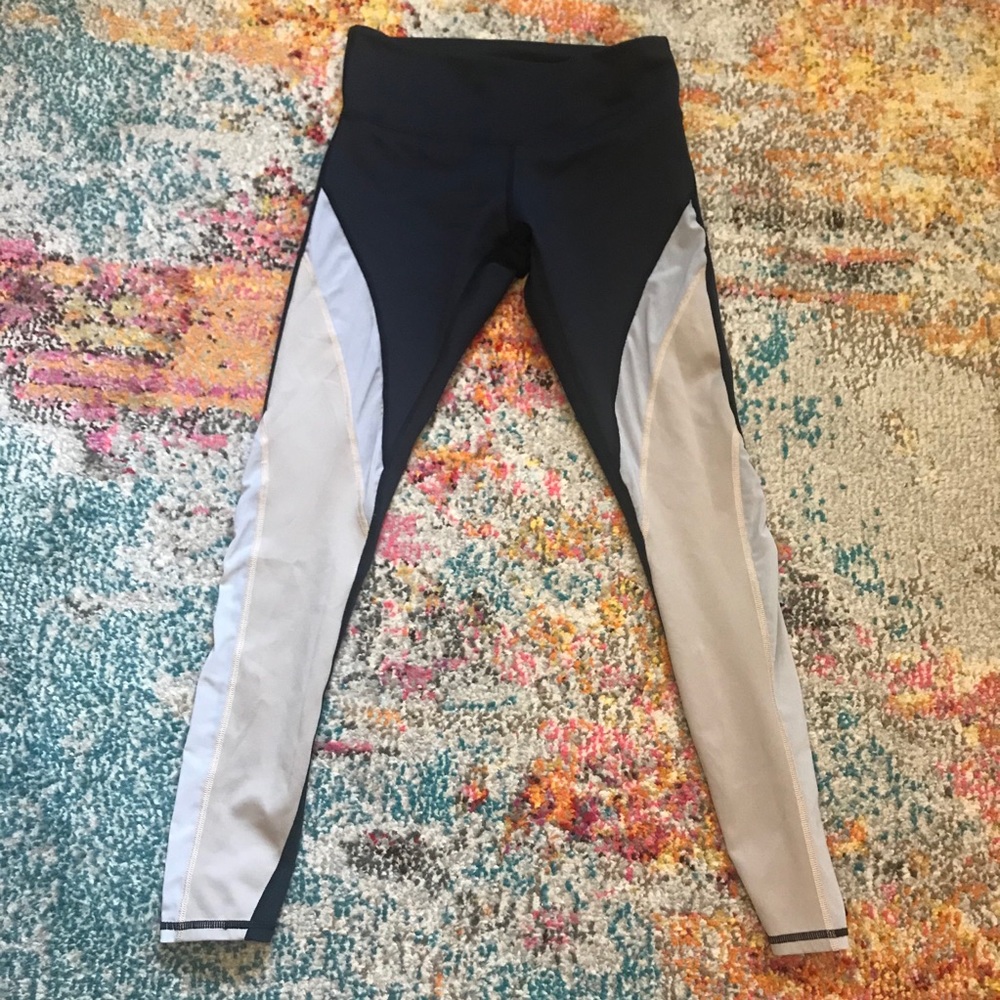Noli Yoga Jordyn Legging